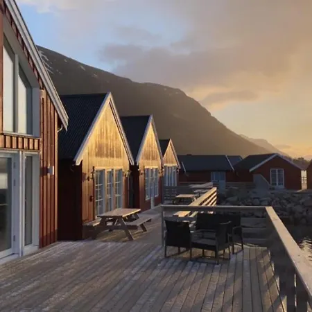 Rorbu I Lofoten * לקנס